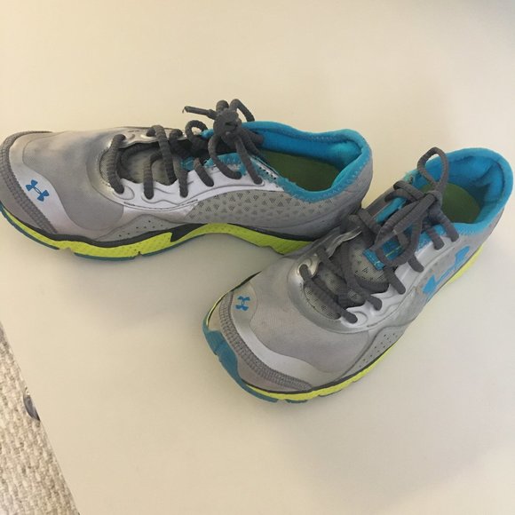 UnderArmour Running shoes - Picture 2 of 2